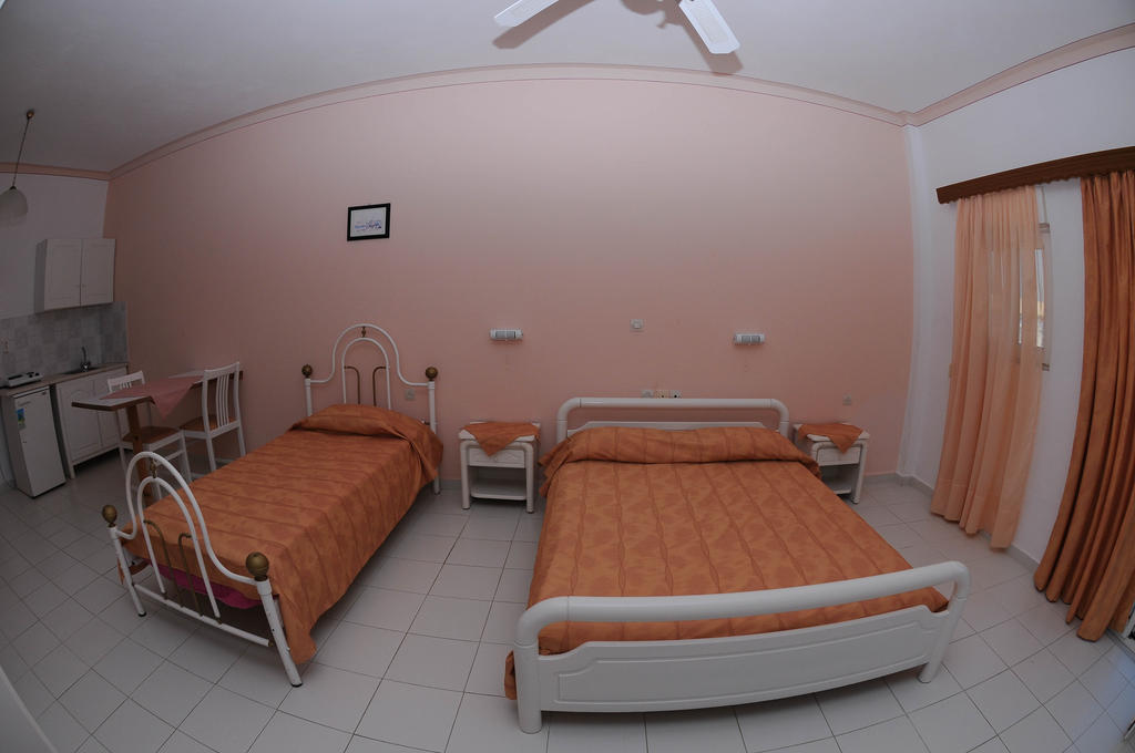Xirokambos  Efstathia Hotel חדר תמונה