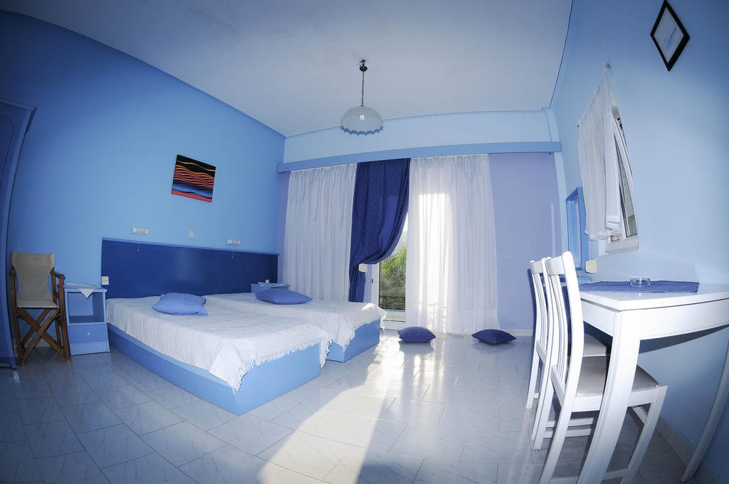 Xirokambos  Efstathia Hotel מראה חיצוני תמונה